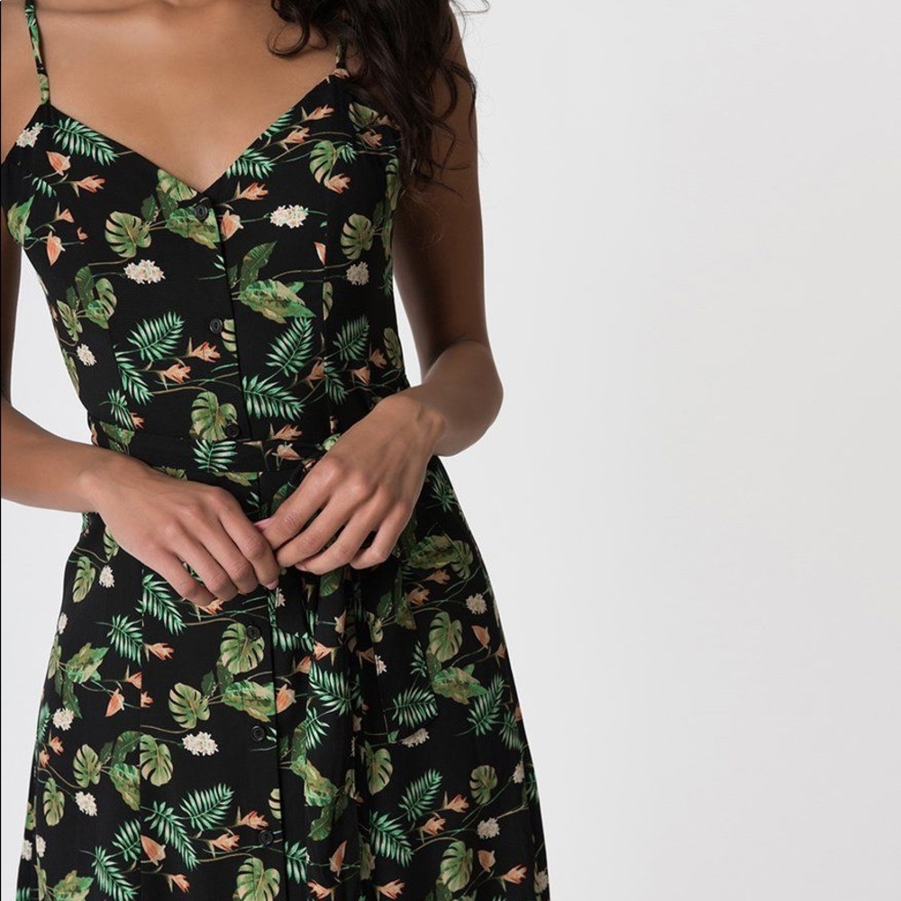 Unique Vintage Black Button Front Palm Dress